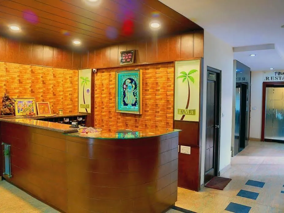 ***  Hotel Royal Palm - A Budget Hotel In Udaipur India