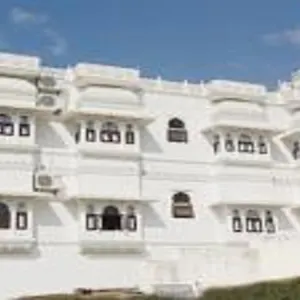 Hotel Sargam Sadan