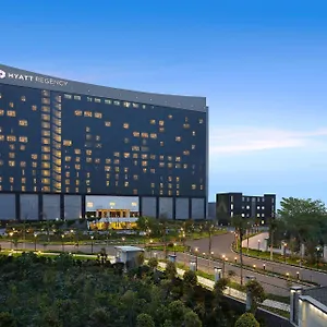 Hyatt Regency 5*, Гургаон Индия