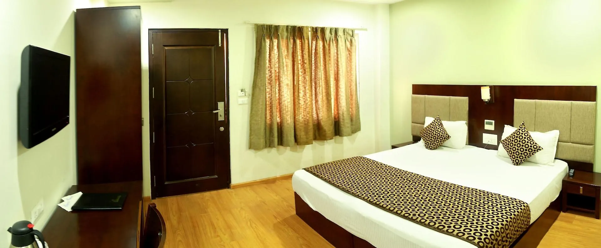 Hotel Royal Palm Udaipur