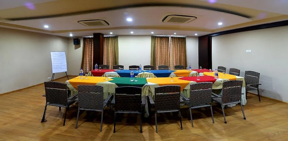 Hotel Royal Palm Udaipur 3*,  Indien