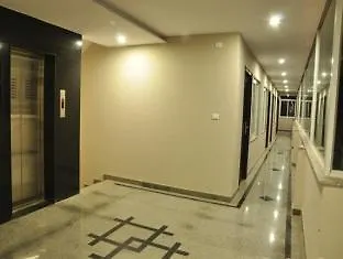 Hotel Royal Palm Udaipur